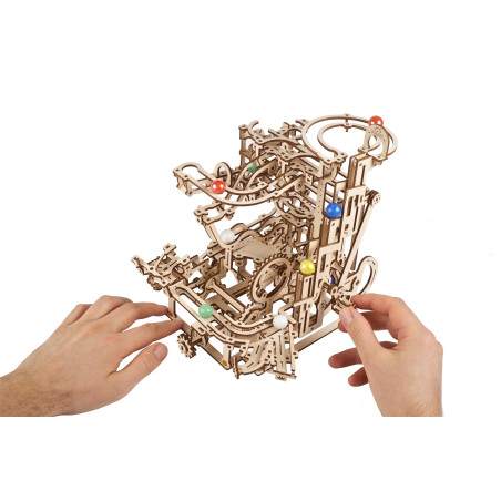 Marble Run Tiered Hoist model kit