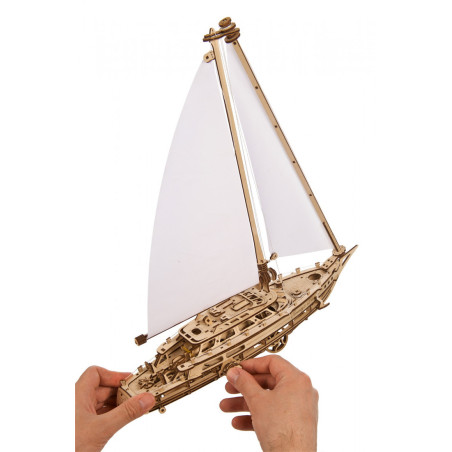 Serenity's Dream yacht mechanical model kit