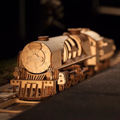  Trains and Ships 